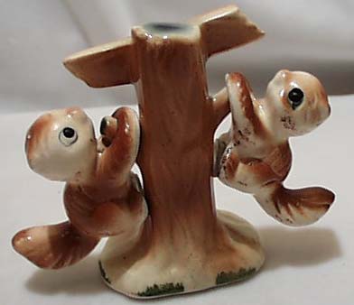 Ceramic Squirrels Hang On Tree Stump S & P