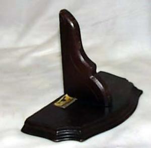 Three Mountaineers Product, plate shelf