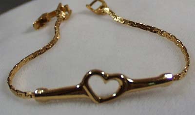 Goldette NYC Heart Bracelet