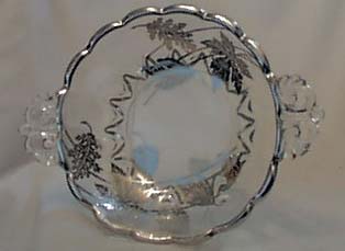 Silver City Glass Co.bowl. Silver leaves