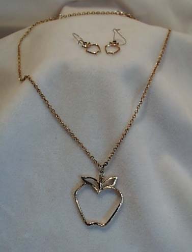 Sarah Coventry Apple Pendant & Earrings