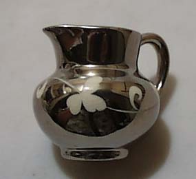 Gray's Stoke on Trent Clover Creamer