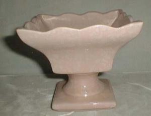 Mottled pink footed vase, very elegant