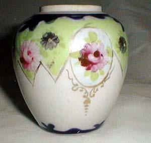 Porcelain ginger jar bottom handpainted