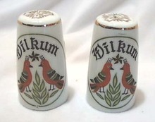 Folk art German bird S & P shakers