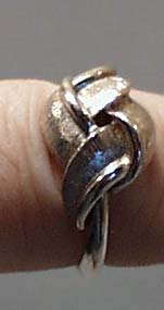 Ribbon Design Silver Tone Ring Avon