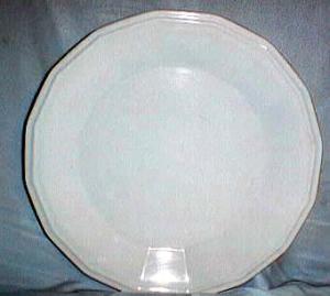 Homer Laughlin Colonial White Dinner Plates