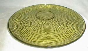 Anchor Hocking Soreno Snack Plate in Avacado