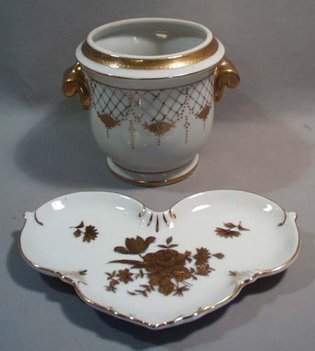 Gold encrusted porcelain bathroom decorative porcelains