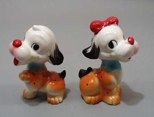 Pr of ceramic pooches