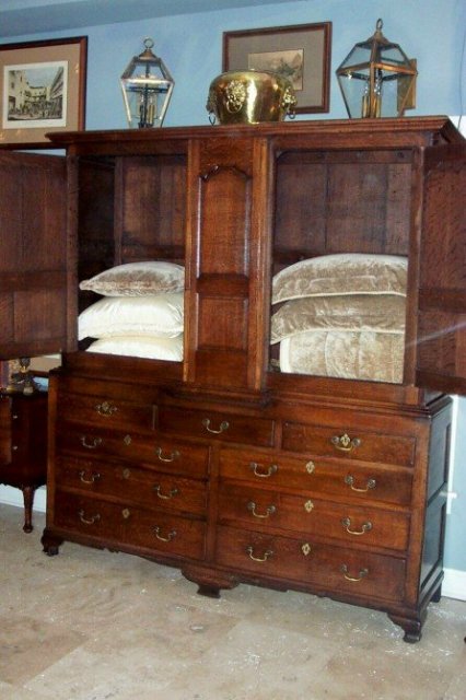 Irish Housekeepers' Cabinet