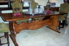 Early XX Century Refractory Table