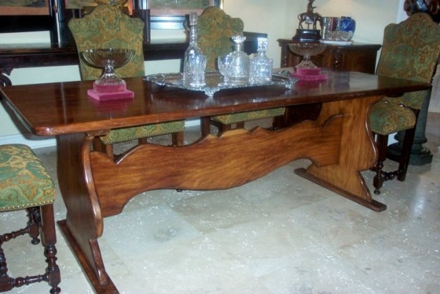 Early XX Century Refractory Table