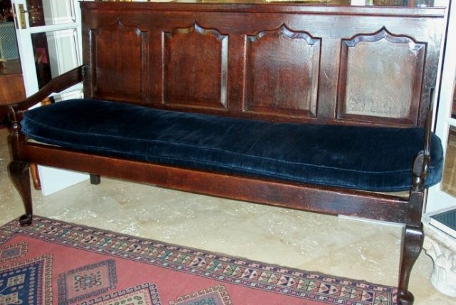 XVIII Century English Oak Queen Anne Bench