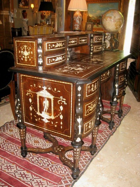 XIX Century Italin Mazarin Desk