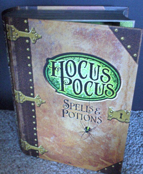 Hallmark 2011 Halloween Candy Presenter Chest w/ SOUND-Hocus Pocus Spell Book