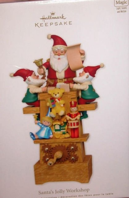 Hallmark 2011 SANTA's JOLLY WORKSHOP Tabletop- Magic- Christmas
