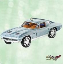 Hallmark 2003 Corvette 1963 Sting Ray Coupe #13 Die-Cast Metal Ornament