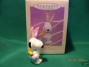 Hallmark PEANUTS EASTER BEAGLE SNOOPY Ornament 1995