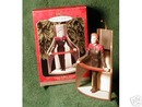 Captain Kathryn JANEWAY Star Trek Hallmark 1998 Ornament