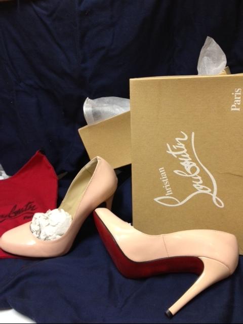 NEW! Christian LOUBOUTIN Nude Pumps Sz 39 Boxed-Replica