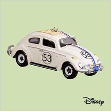 HERBIE THE LOVE BUG #53~HALLMARK Disney Christmas ORNAMENT- 2004 Die-cast