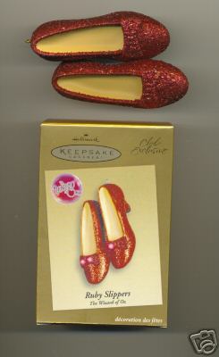 2005 Hallmark CLUB Exclusive RUBY SLIPPERS Ornament Lights Up