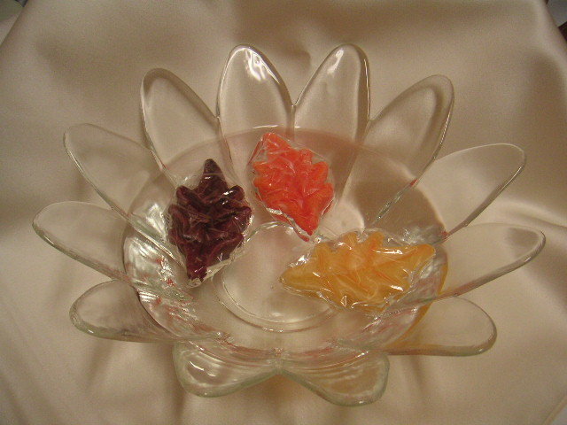 Autumn Fall Floating Candles w/ Glass Petal Bowl Hallmark