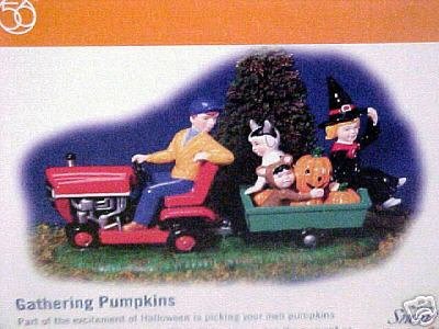 Deptartment 56 Gathering Pumpkins - Halloween Figurine~Dept 56