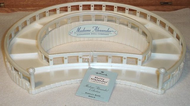 Madame Alexander Display for Hallmark Merry Miniatures