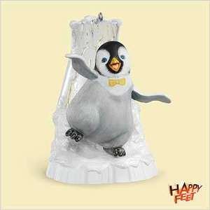 HAPPY FEET Penguin MUMBLE MOVES Hallmark 2006 Ornament