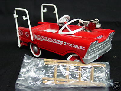 Hallmark 1962 Murray Super Deluxe FIRE TRUCK~Kiddie Car/Pedal Car/Die-Cast