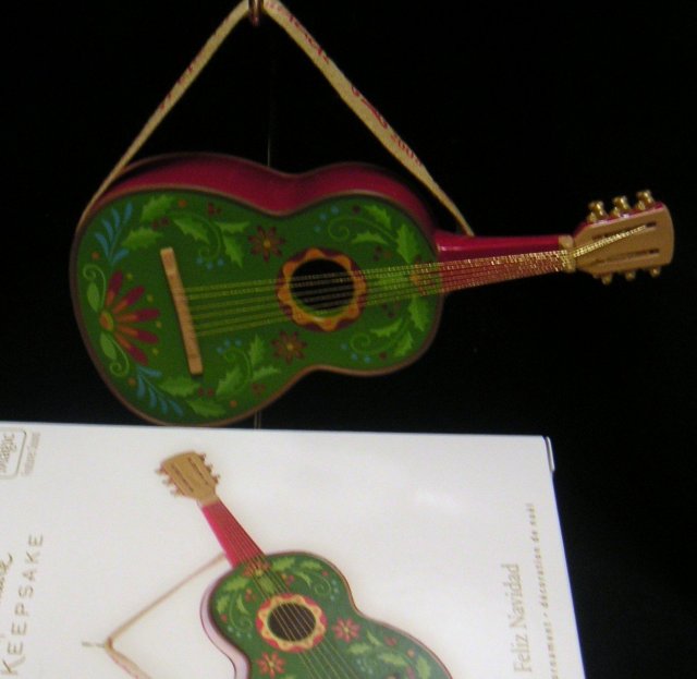 Hallmark 2008~FELIZ NAVIDAD w/ Jose Feliciano Guitar Music~Christmas Ornament