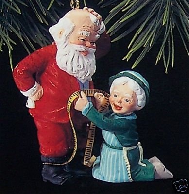 Hallmark Ornament, 1993 A Fitting Moment~Mr & Mrs Claus