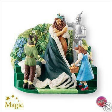 2007 Hallmark KING OF THE FOREST~Wizard of Oz~Christmas Ornament~Sound