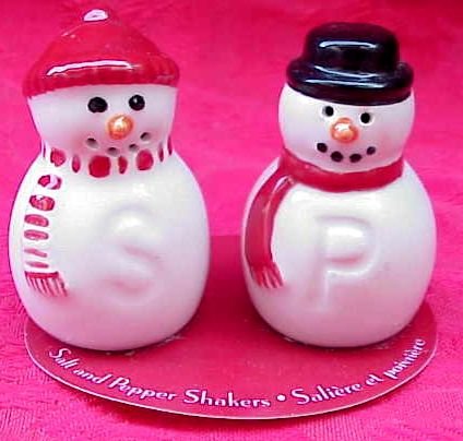 Hallmark Snowmen SALT & PEPPER Shakers~Snowman~NEW!