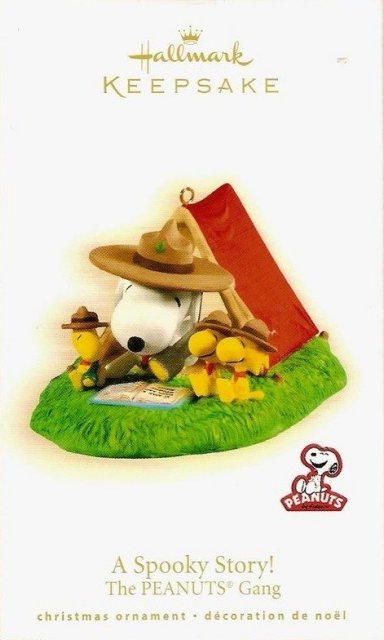 2009 Hallmark A SPOOKY STORY Ornament Peanuts Gang SNOOPY