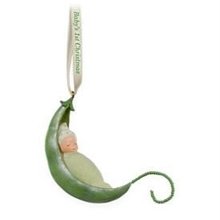 2009 Hallmark LITTLE SWEET PEA Baby's First Christmas ornament-Caucasian