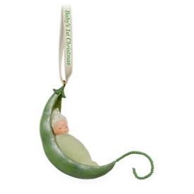 2009 Hallmark LITTLE SWEET PEA Baby's First Christmas ornament-Caucasian