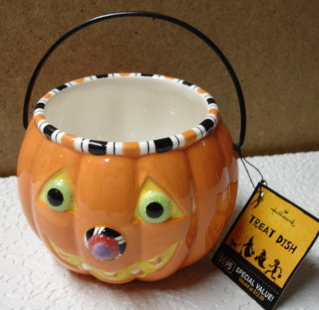 Hallmark Halloween Pumpkin TREAT DISH~Ceramic~ New