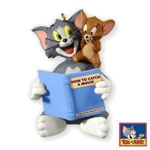 2010 Hallmark HOW TO CATCH A MOUSE Christmas ornament TOM & JERRY