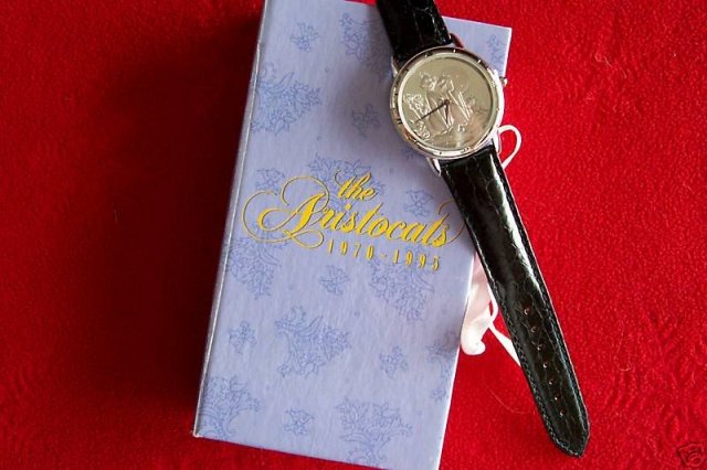 NEW! Disney Authentic 1995 ARISTOCATS Limited Ed. 25th Anniversary WATCH