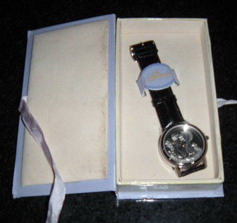 NEW! Disney Authentic 1995 ARISTOCATS Limited Ed. 25th Anniversary WATCH