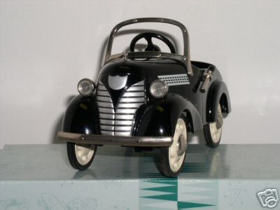 1937 Garton Ford Luxury Edition Hallmark Kiddie Car Classics Pedal Car