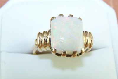 Art Deco Opal and Gold Ring