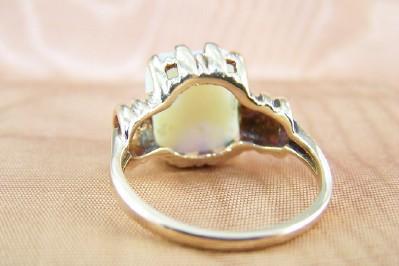 Art Deco Opal and Gold Ring