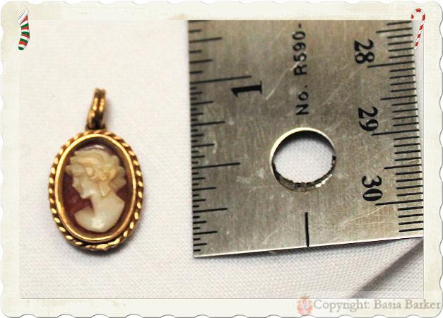 RARE VICTORIAN MINATURE SHELL CAMEO in 14K YELLOW GOLD
