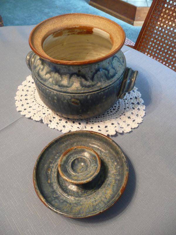 Loy Salt-glazed pot