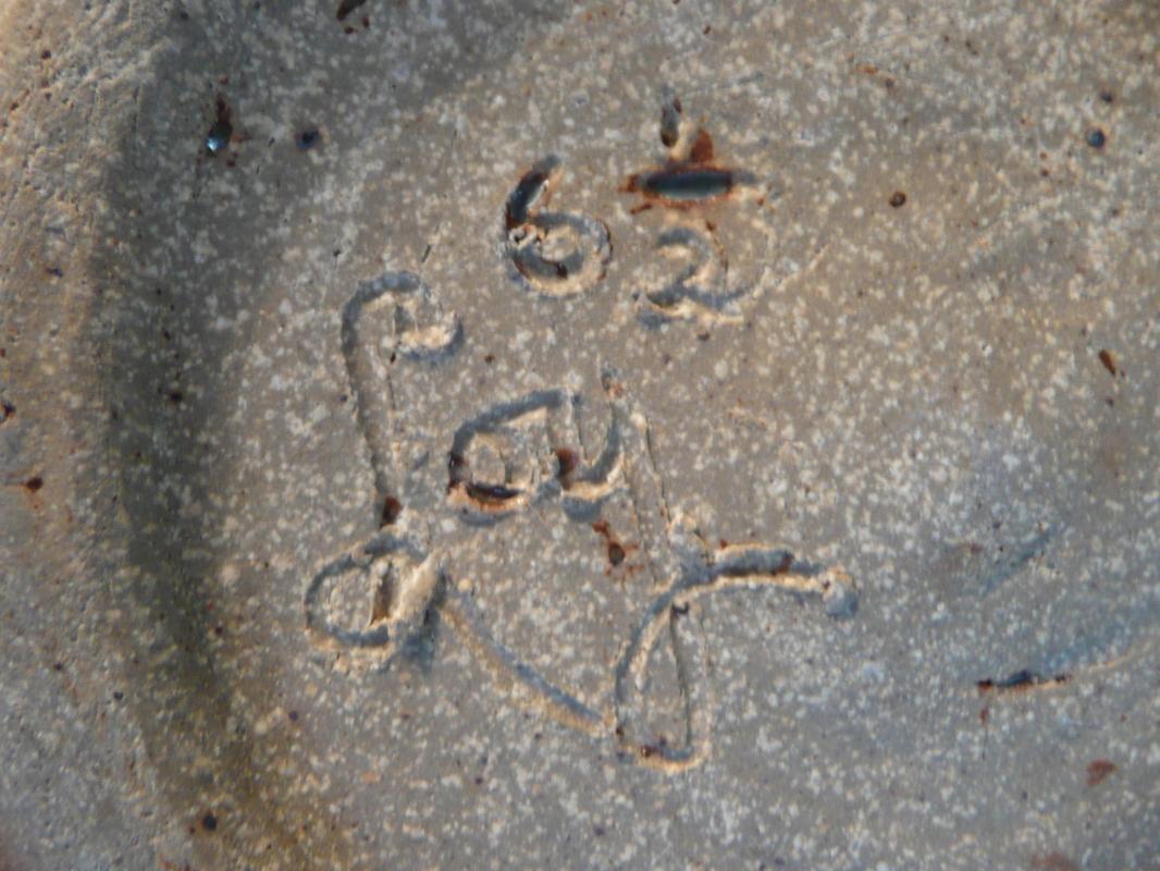 Loy Salt-glazed pot