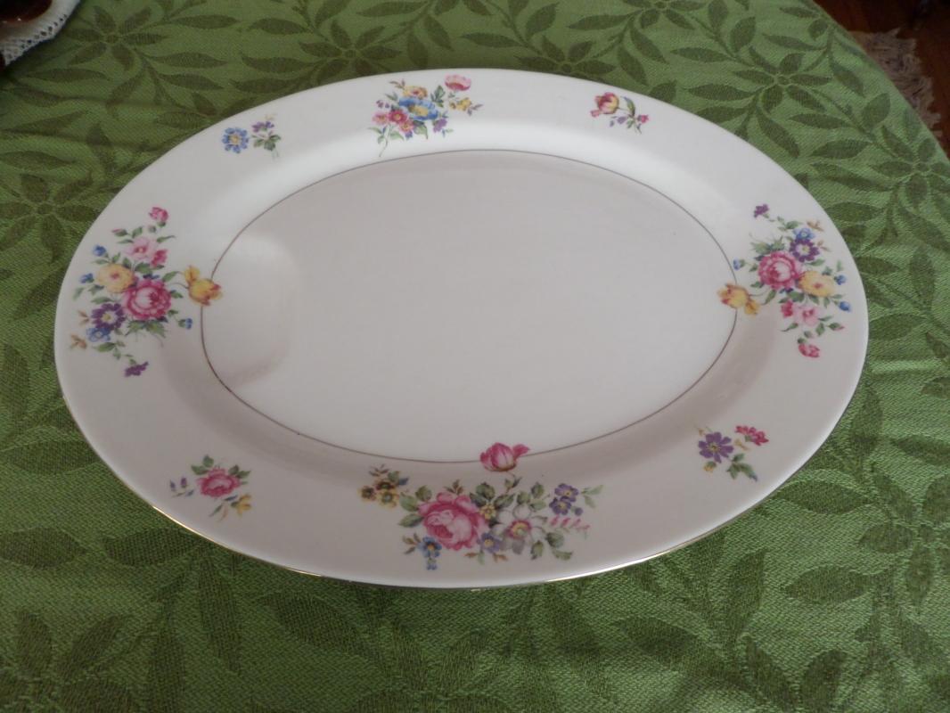 Theodore Haviland New York-Pasadena platter